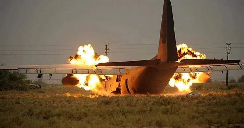 Keçmiş C130 təyyarəsinin pilotu qəzanın səbəbini AÇIQLADI FOTO