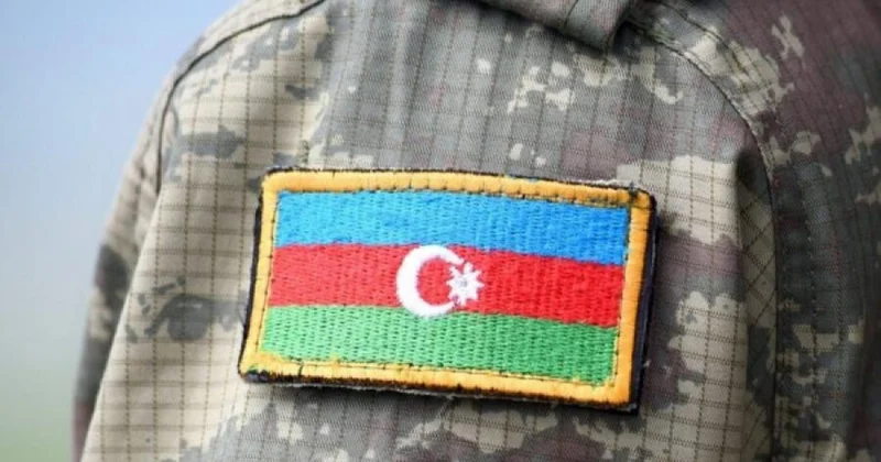 Müdafiə Nazirliyinin hərbi qulluqçularının aylıq vəzifə maaşlarının məbləğlərində dəyişikliklər edilib