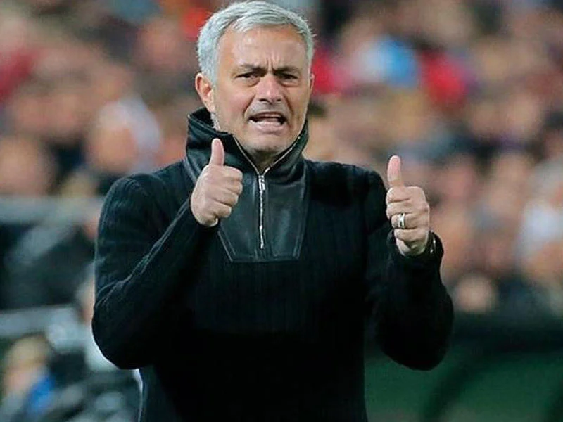 Mourinyo gedir? Fənərbaxçaya 5 milyonluq təklif