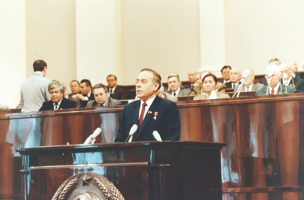 “Kamran Bağırov MKya zəng vurub Heydər Əliyevdən şikayət edirdi”