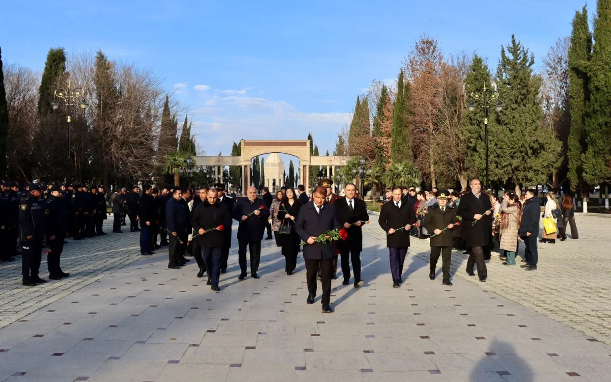 Samuxda Ulu Öndərin əziz xatirəsi böyük ehtiramla yad edildi FOTOLAR