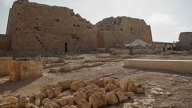 Kleopatranın məzarını axtarırdı, başqa bir mühüm kəşf etdi (FOTO)