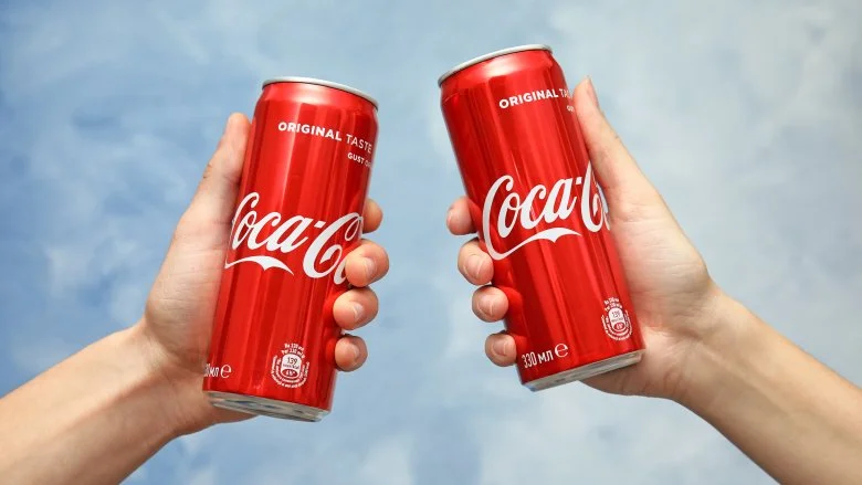 CocaColanı uşaqların düşməni sayan şəxs bu şirkəti məhkəməyə verib