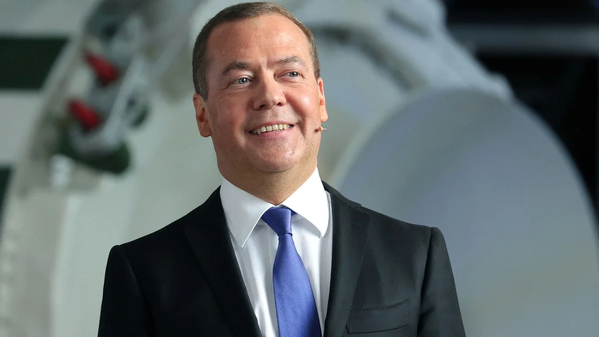 Səhərlər içirəm Medvedev