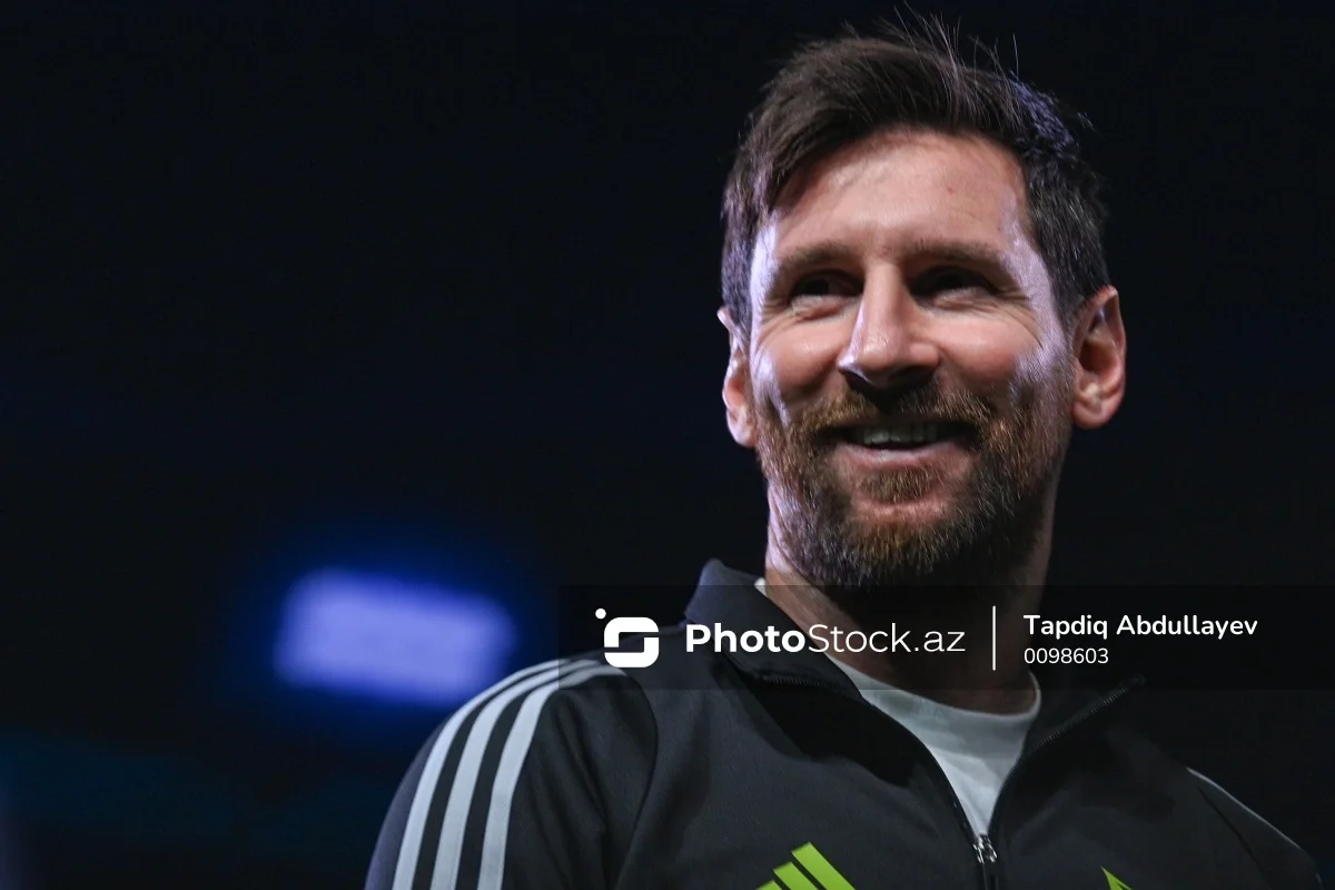 Messi Azərbaycan səfərindən paylaşım edib