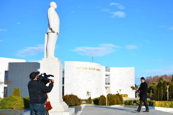 Ağstafada Ulu Öndərin xatirəsi dərin ehtiramla yad edildi FOTOLAR