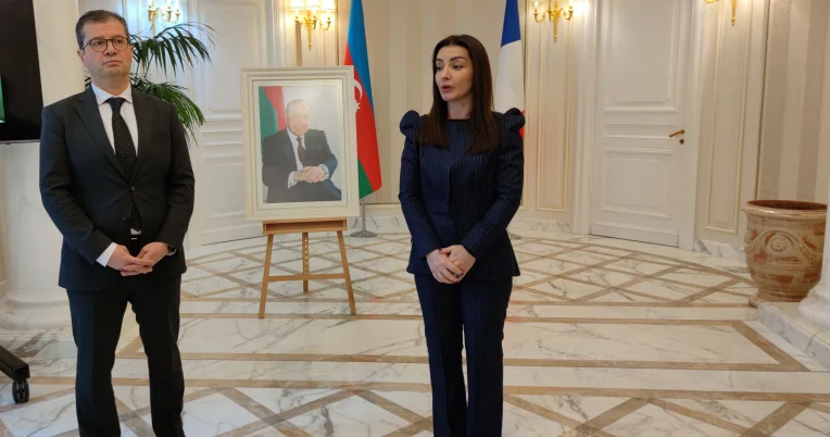 Ümummili Lider Heydər Əliyevin əziz xatirəsi Parisdə dərin ehtiramla yad edilib