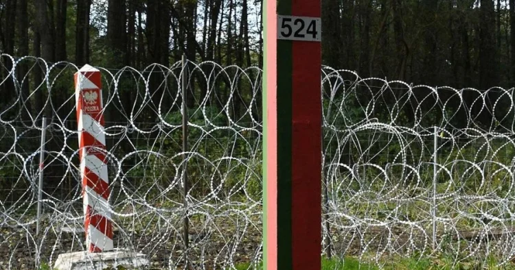 Belarus müdafiə naziri: “Sərhədlərimizdə mənfi inkişaflar artır”