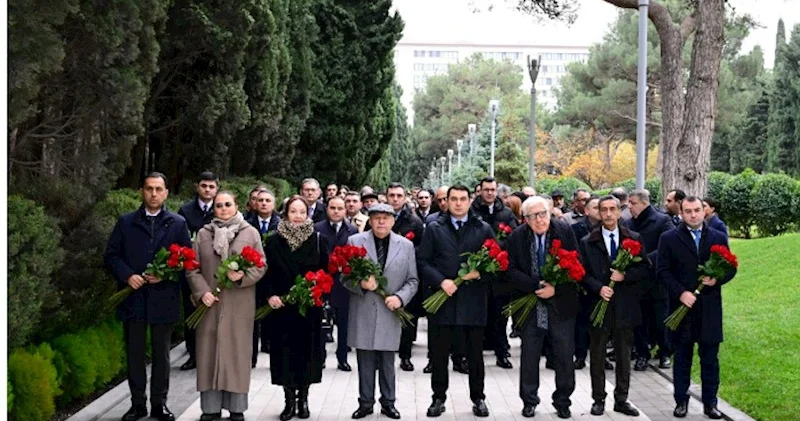 Moldovadakı Azərbaycan diasporu Azərbaycan Xalqının Ümummilli Lideri Heydər Əliyevin vəfatının 22 ci ildönümünü qeyd etdi FOTOLAR