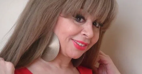 “ Narkozsuz üz gərmə əməliyyatı etdirdim, gözüm açıq idi”