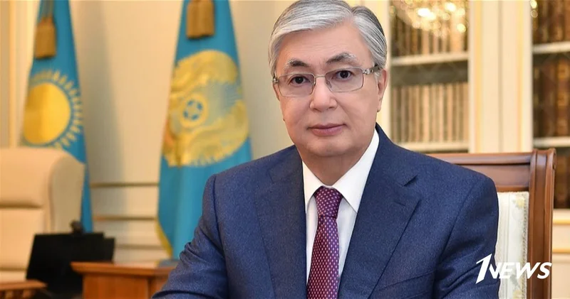 Токаев: Казахстан придает должное значение развитию Транскаспийского маршрута