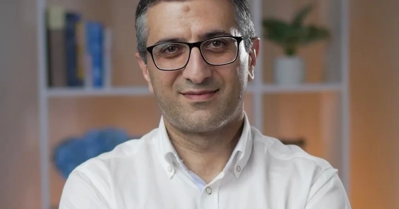 Heydər Əliyev və milli oyanışın memarı