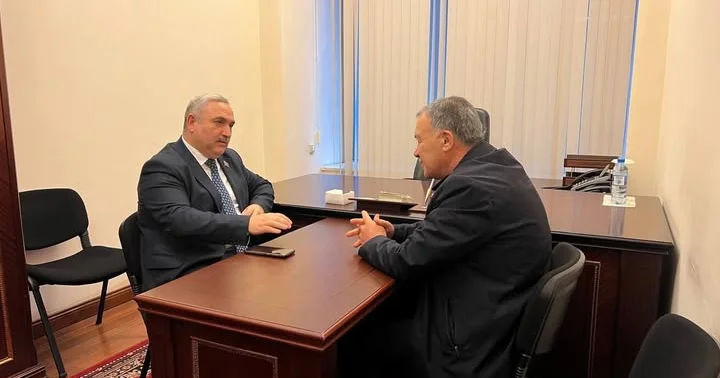 Deputat Azər Allahverənov vətəndaş qəbulu keçirib