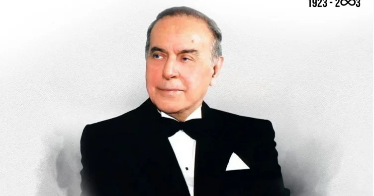 Milli kimliyi və dövlətçiliyi birləşdirən SİYASİ LİDER Heydər Əliyevin anım gününə