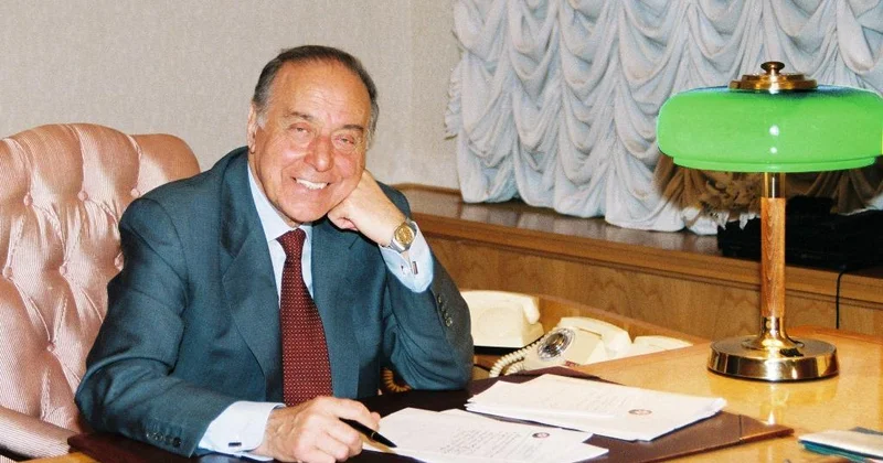 HEYDƏR ƏLİYEV VƏ DİL SİYASƏTİNİN VARİSLİYİ Komitə sədrinin məqaləsi