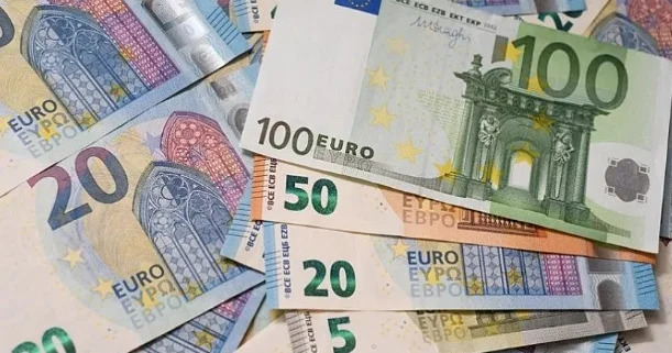 Avro bahalaşır: 2026 cı ildə valyutanı nə gözləyir?