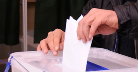 “Müharibə şəraitində Ukraynada seçkilərin keçirilməsi absurddur”