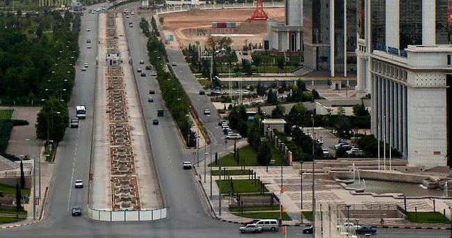 12 dekabr Türkmənistanın bitərəflik günü sülhün, sabitliyin və dövlət müdrikliyinin bayramıdır