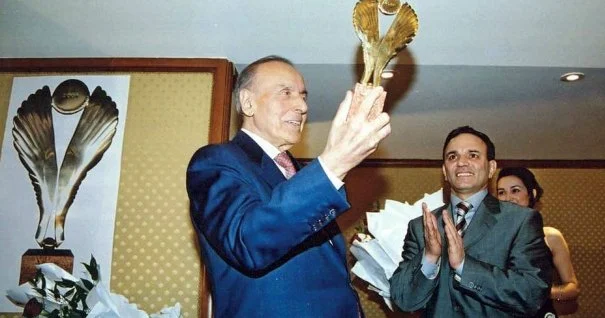 Heydər Əliyev “Jurnalistlərin dostu” seçiləndə niyə təəccüblənmişdi: “Əvvəlcə inanmadım”