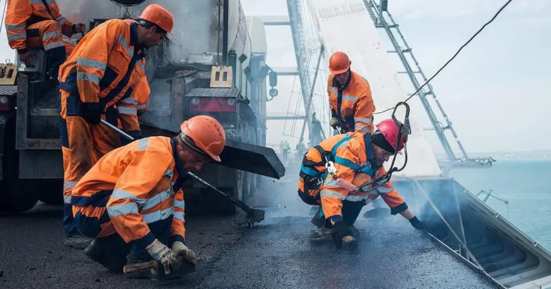 В России вахтовики массово остаются без зарплат и не могут вернуться домой