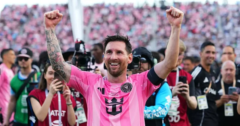 Messi 48 ci titulunu qazandı!