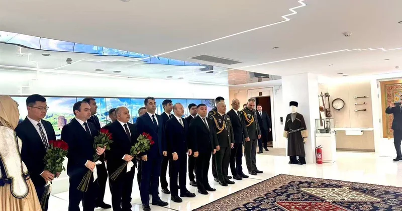 Ümummilli Lider Heydər Əliyevin anım günündə Azərbaycanın Çindəki Səfirliyi xeyriyyə tədbiri keçirib FOTO
