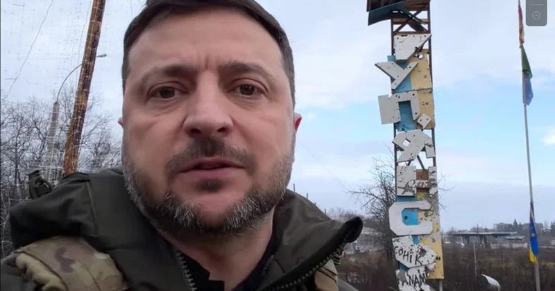 “Cəbhədə irəliləyiş Ukraynanın sülh danışıqlarında əlini gücləndirir“ Zelenski