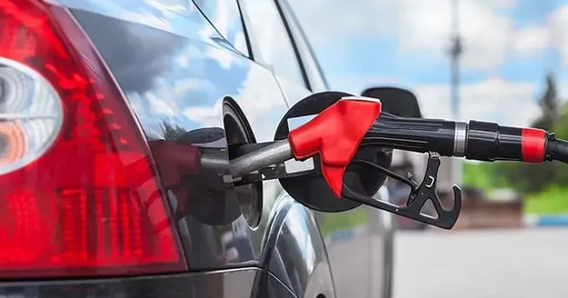 В Азербайджане выросло производство автомобильного бензина