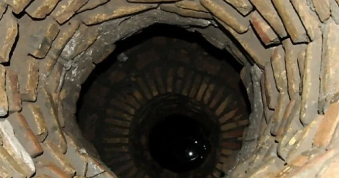 Kanalizasiya quyularının açıq olduğuna görə avtomobillərə dəyən ziyanı kim ödəməlidir? AÇIQLAMA