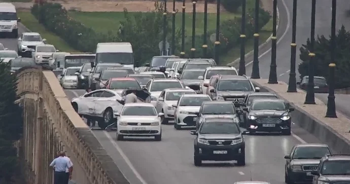 Paytaxt sakinlərinin NƏZƏRİNƏ: Tıxac vergisi tətbiq oluna bilər