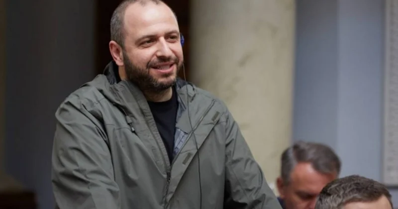 WP: Умеров и руководство ФБР проводили секретные встречи Minval Politika