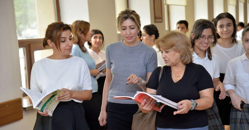 Müəllimlərə şad xəbər! Yeni kartlar paylanacaq