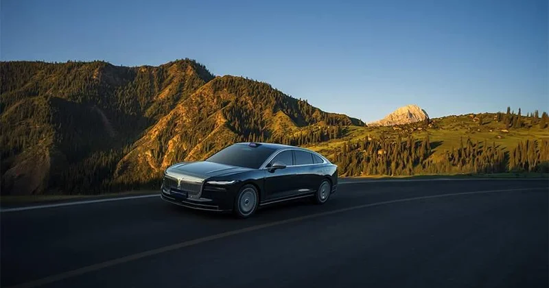 Voyah провел китайскую премьеру седана Passion