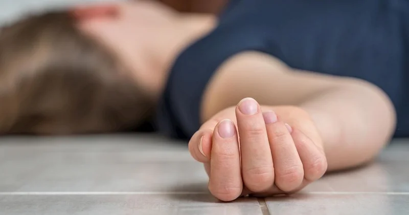 Ana ögey atasından hamilə qalan qızını öldürdü