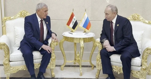 Putin onun Rusiyaya gəlməsini israr etdi