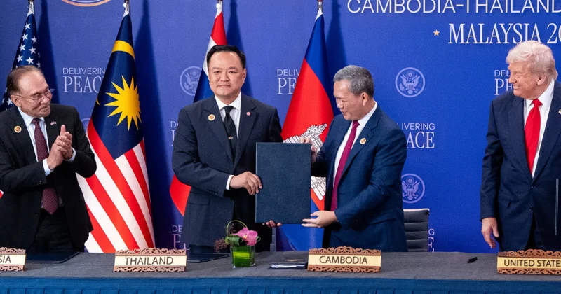 Tramp müharibə edən ölkələri barışdırdı