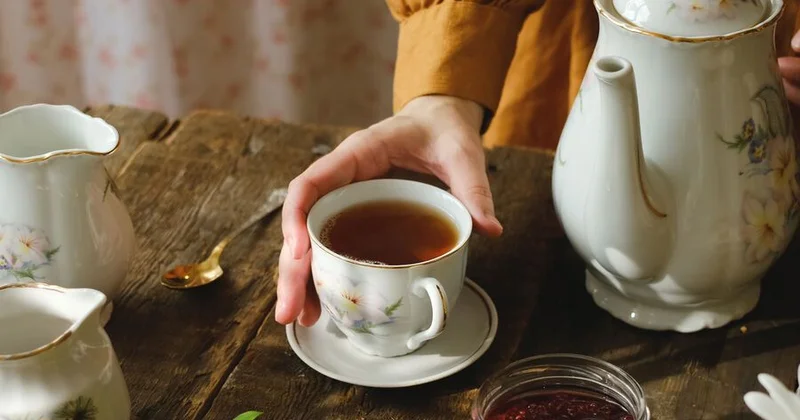 Sümükləri möhkəmləndirən içki Yaşlılar içməlidir