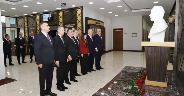 ”Onun sözü gələcək Azərbaycan imperiyasının himni olacaq” Zahid Oruc