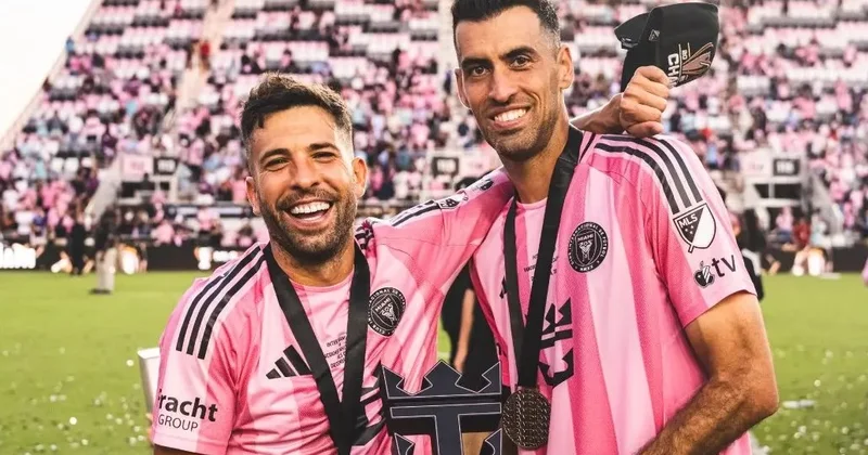 Buskets ilə Alba yaşıl meydanı tərk etdi