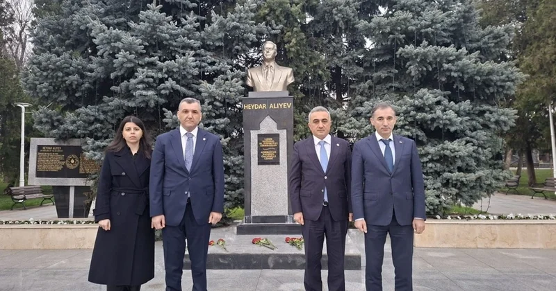 Vəkillər Kollegiyasının sədri Rumıniyada səfərdədir