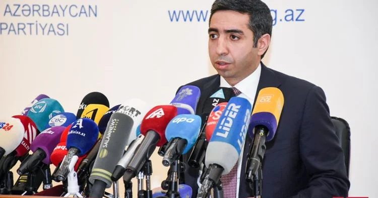 Zaur Əliyev Mehman Qasımovu təqaüdə göndərdi Azərişıq ASC nin keçmiş vəzifəli şəxsini isə...