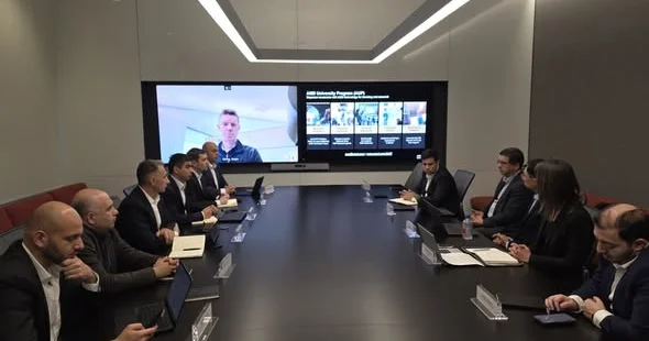 Nazir Rəşad Nəbiyev “AMD” şirkətinin baş vitse prezidenti Devid Vanq ilə görüşüb