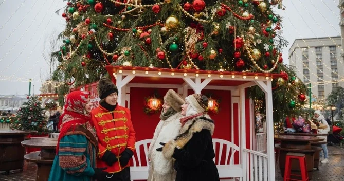 Dünyada Yeni il adət və inancları: kukla yandırmaq, üzüm yemək…