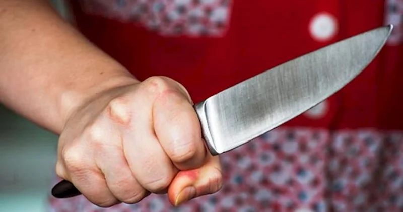 Şəmkirdə qadın keçmiş ərini bıçaqladı TƏFƏRRÜAT