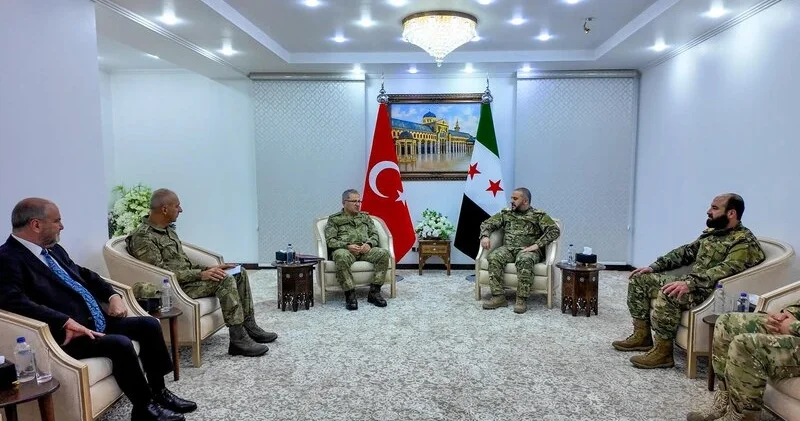 Türkiyənin ordu generalı Əbu Kəsra ilə görüşdü