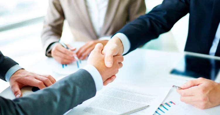 İş dayandıqda belə, işçinin yeri və əməkhaqqı qorunacaq