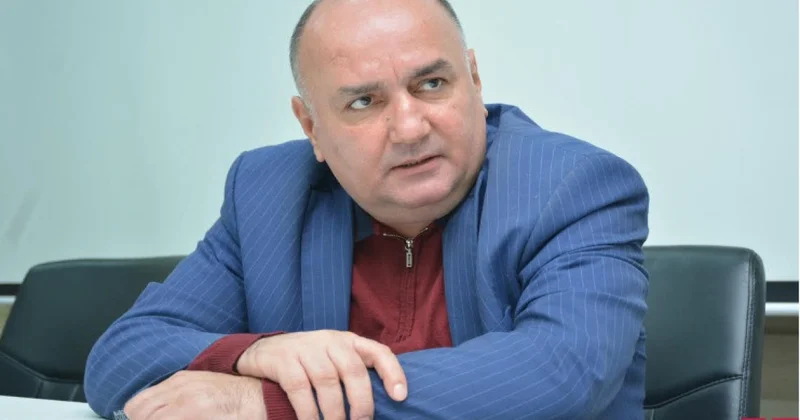 Dahi yazıçının bayağı süjeti Fəxri Uğurlu