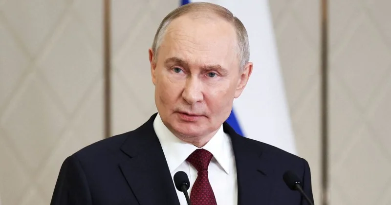 Putin: Rusiya və İran Tehranın nüvə proqramı ilə bağlı əlaqə saxlayırlar