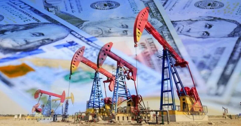 Rusiyanın neft gəlirləri kəskin azalıb