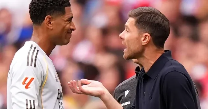 Cud Bellinqem: Heç kim təslim olmur, heç kim şikayət etmir